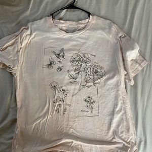 American Eagle Graphic Tee Size M